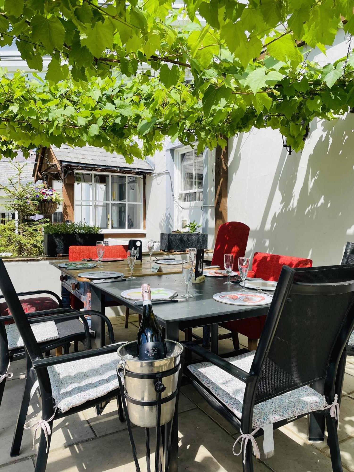 The Greyhound Inn Sydling St Nicholas Ngoại thất bức ảnh